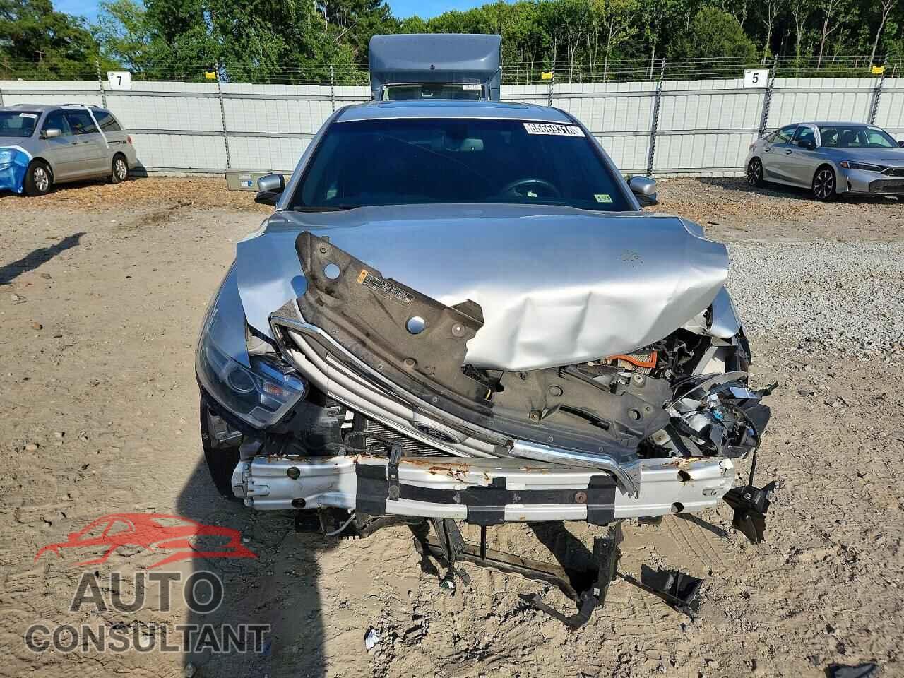 FORD TAURUS 2015 - 1FAHP2E85FG167078