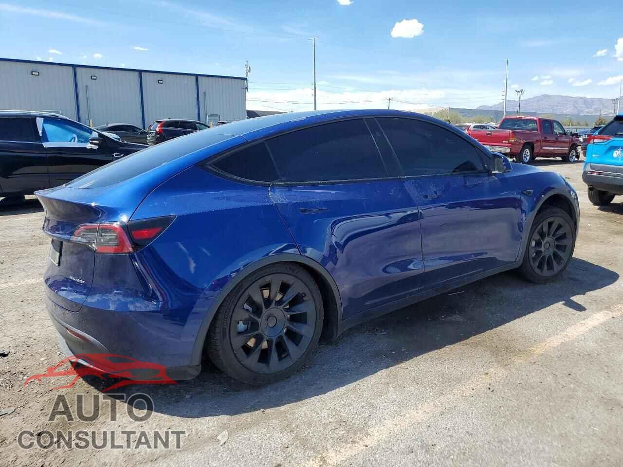 TESLA MODEL Y 2023 - 7SAYGAEE2PF964591