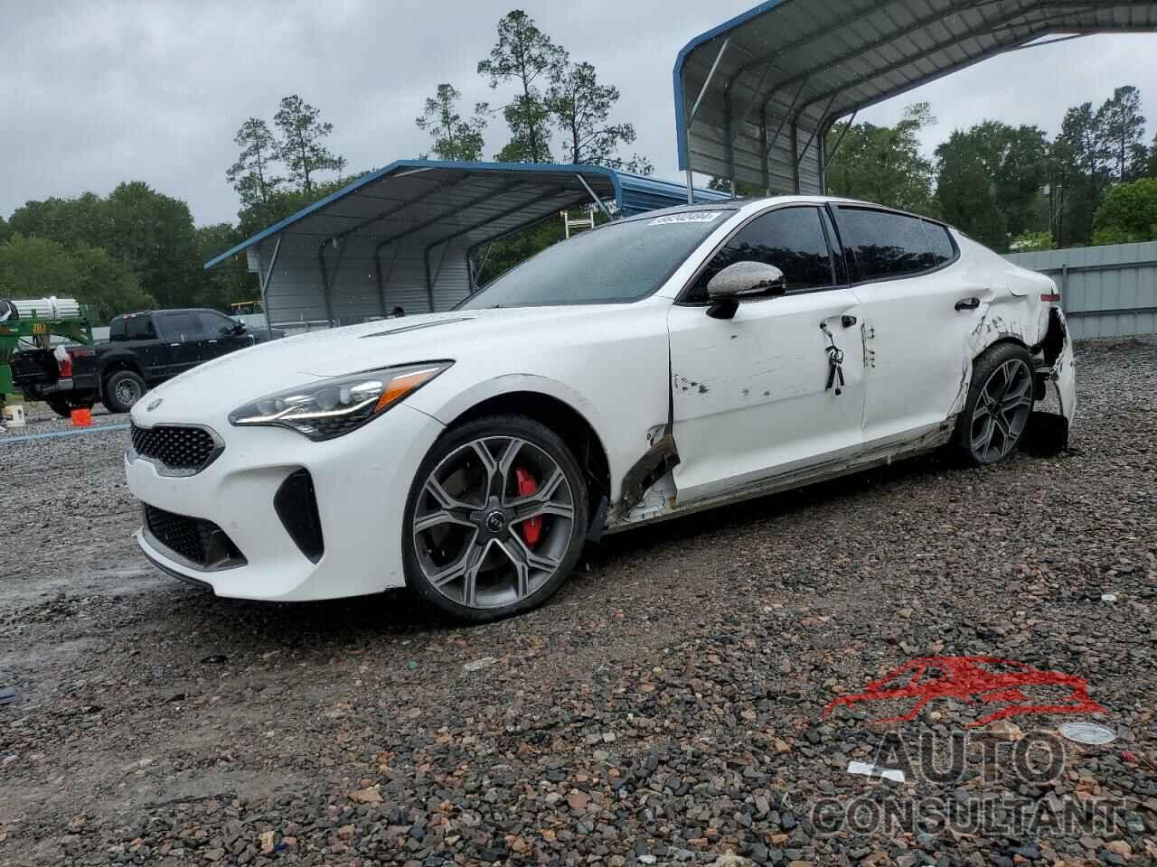 KIA STINGER 2018 - KNAE45LC8J6033482