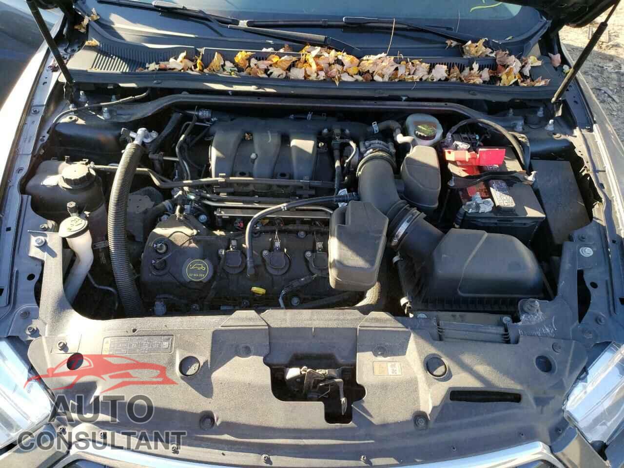 FORD TAURUS 2017 - 1FAHP2F82HG128160