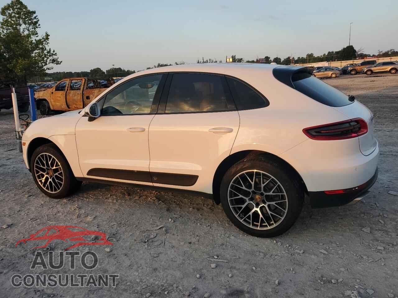PORSCHE MACAN 2018 - WP1AA2A52JLB03023