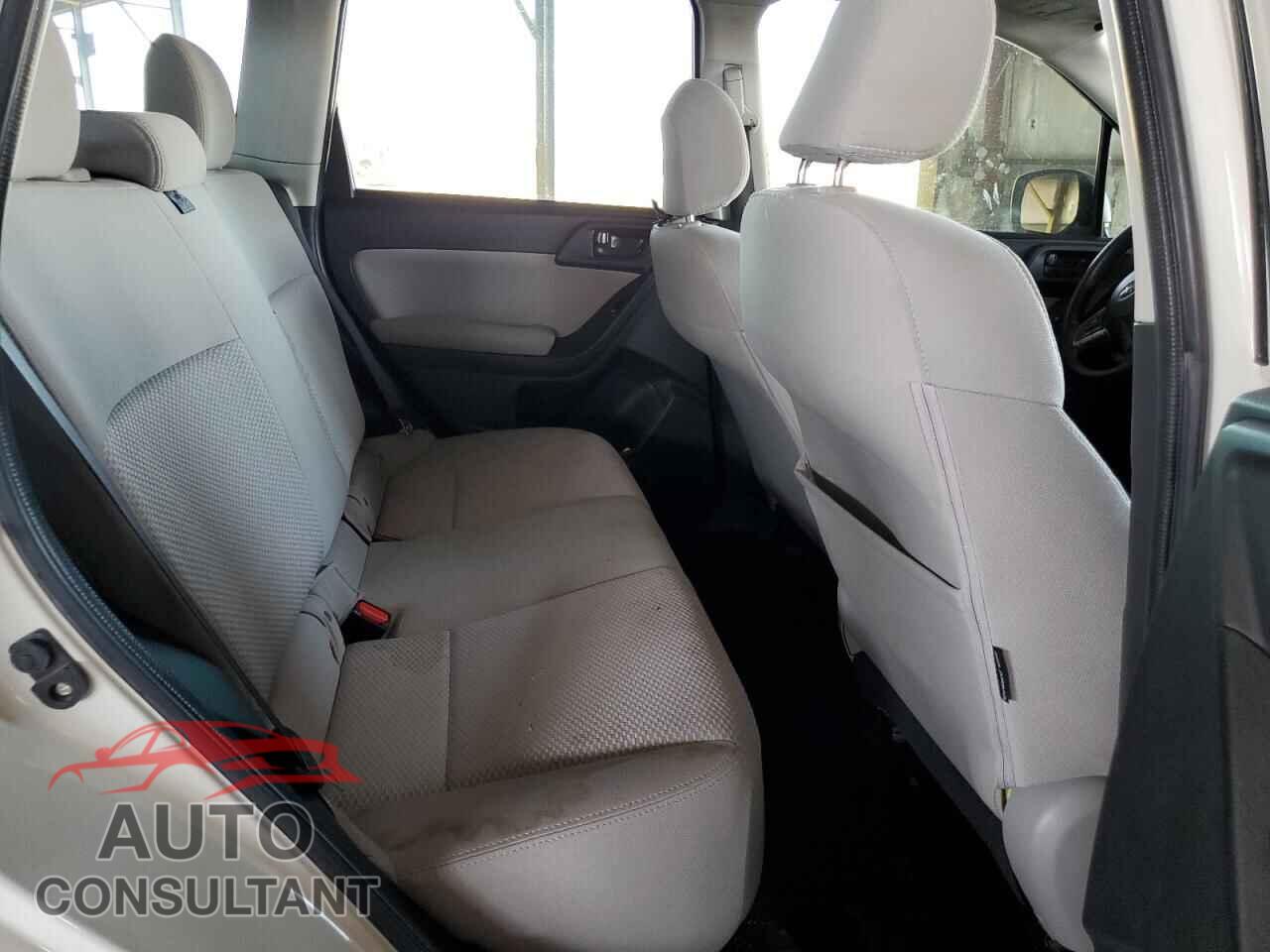 SUBARU FORESTER 2016 - JF2SJAAC7GH470589