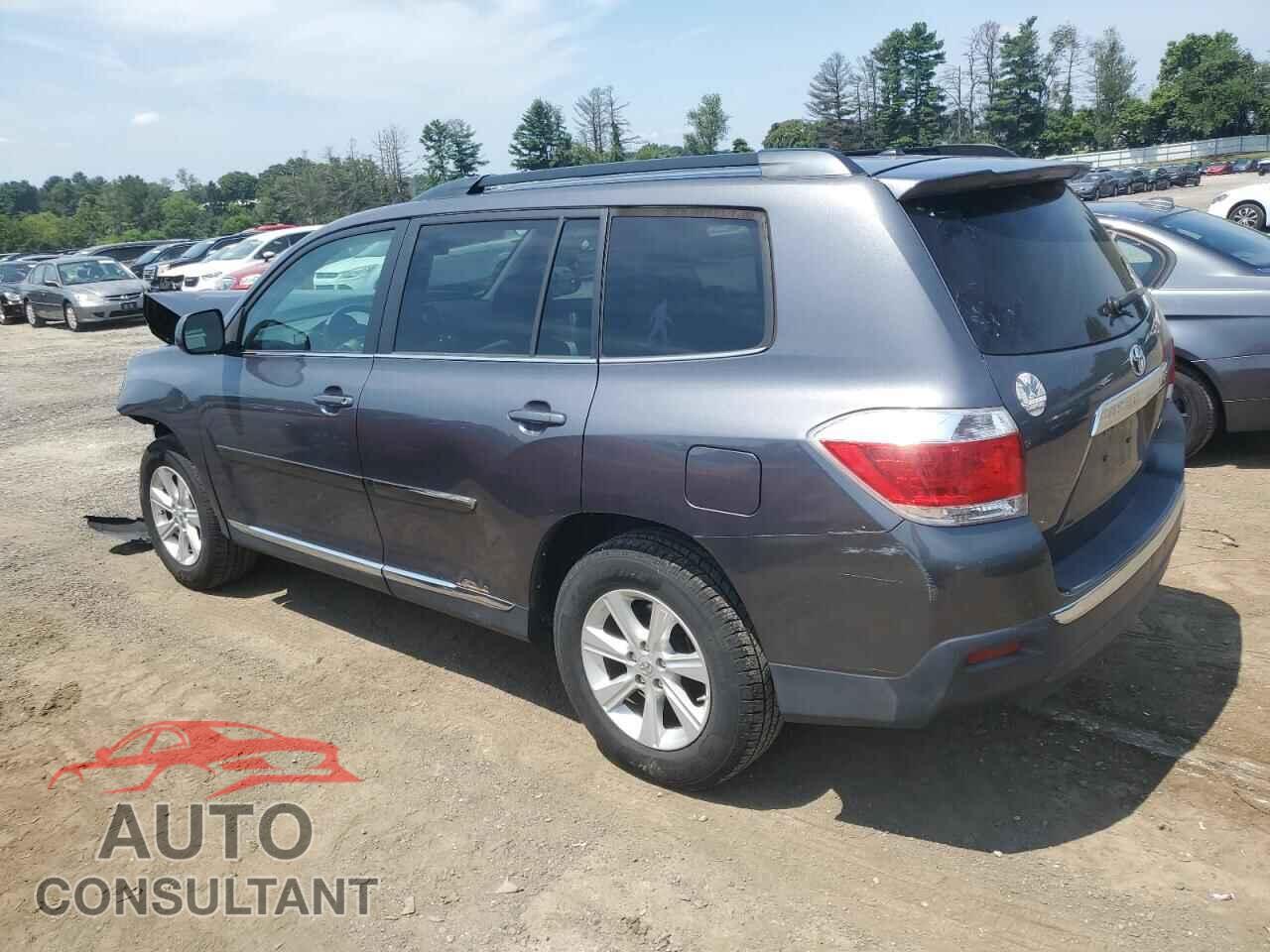 TOYOTA HIGHLANDER 2011 - 5TDBK3EH2BS065872