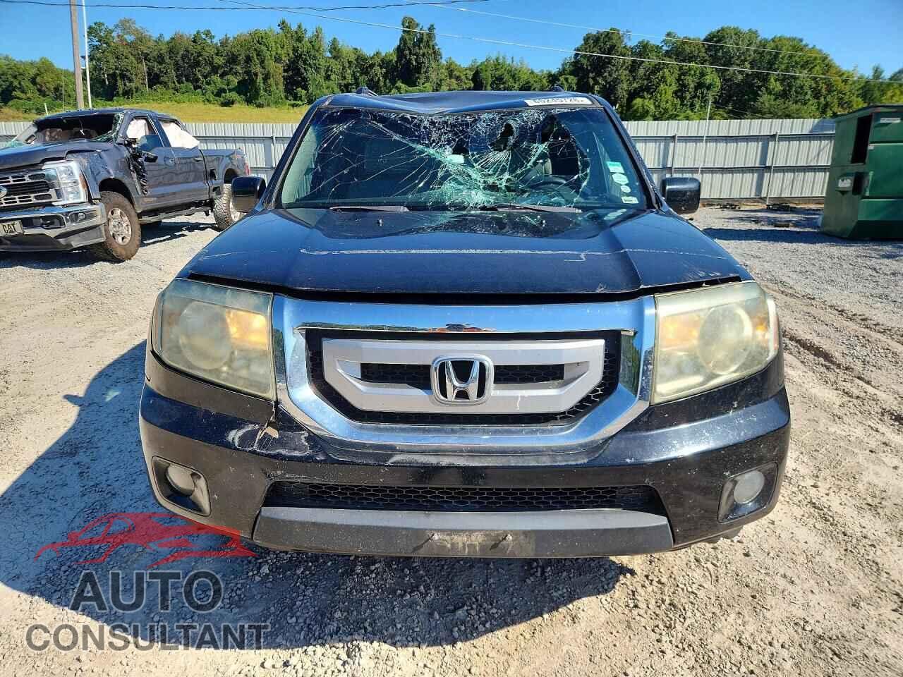 HONDA PILOT 2011 - 5FNYF4H45BB106741