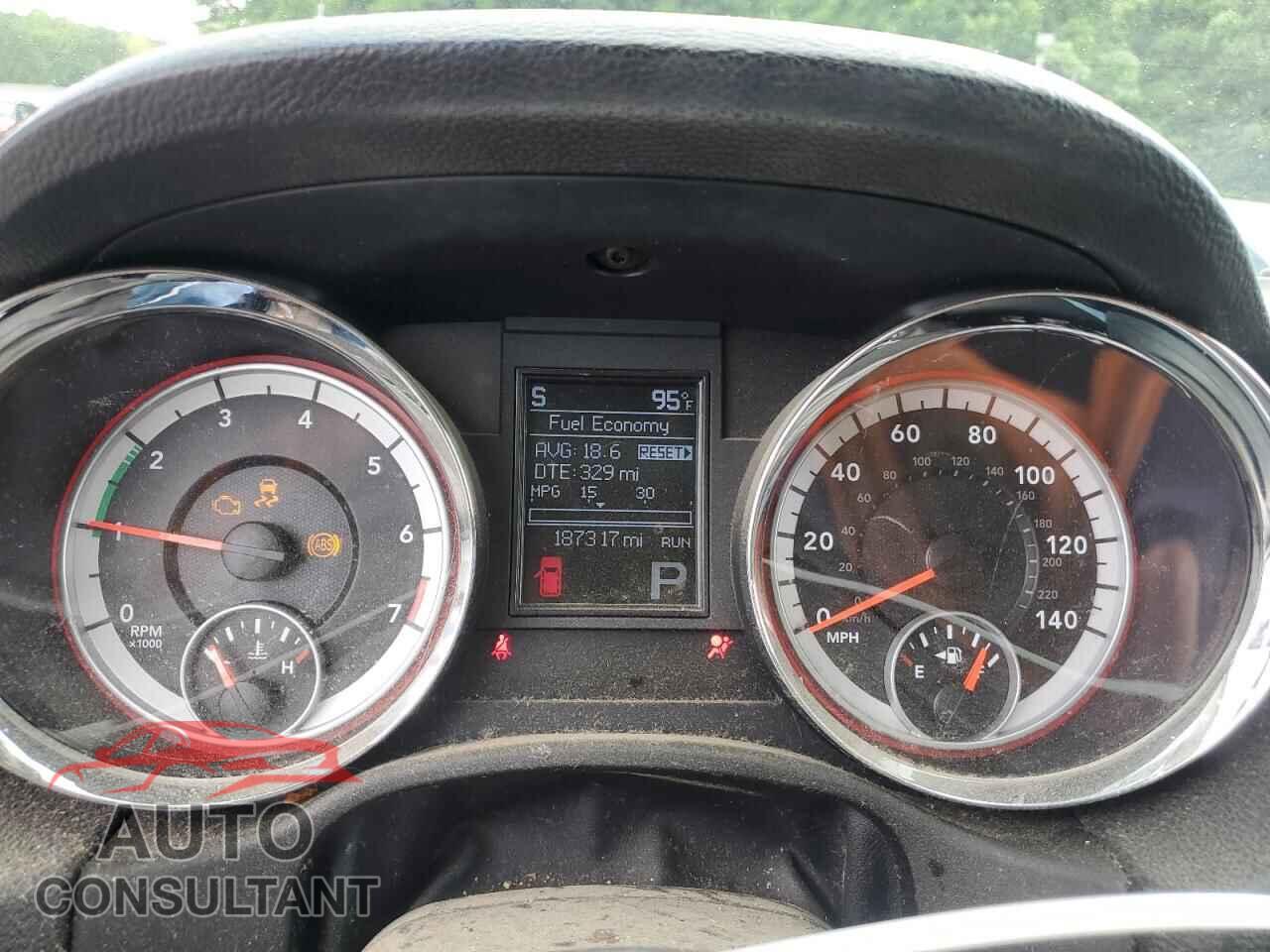 DODGE DURANGO 2011 - 1D4RD2GG5BC706413