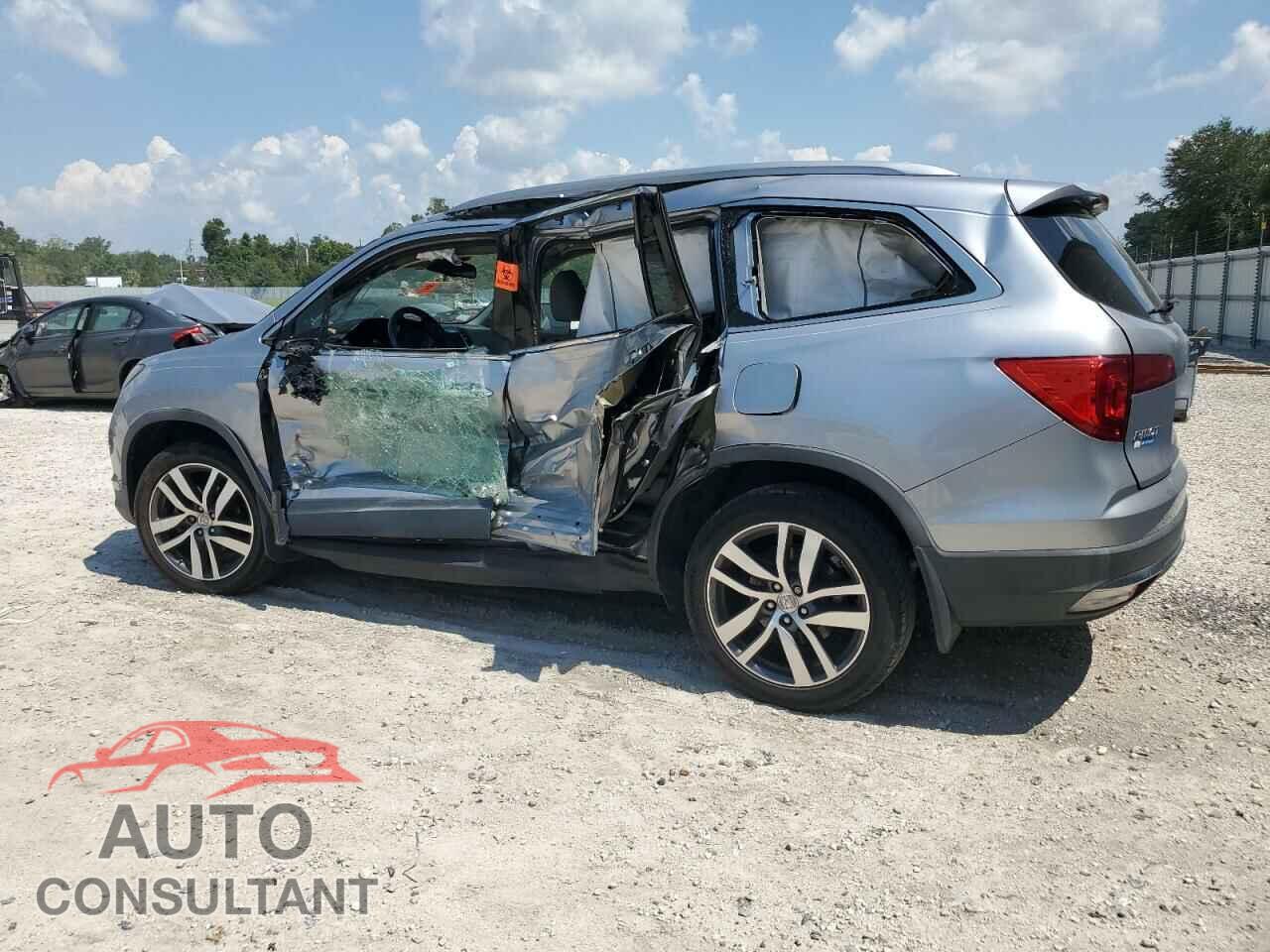 HONDA PILOT 2017 - 5FNYF5H90HB034101