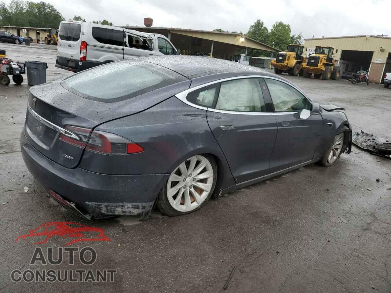 TESLA MODEL S 2018 - 5YJSA1E25JF275632
