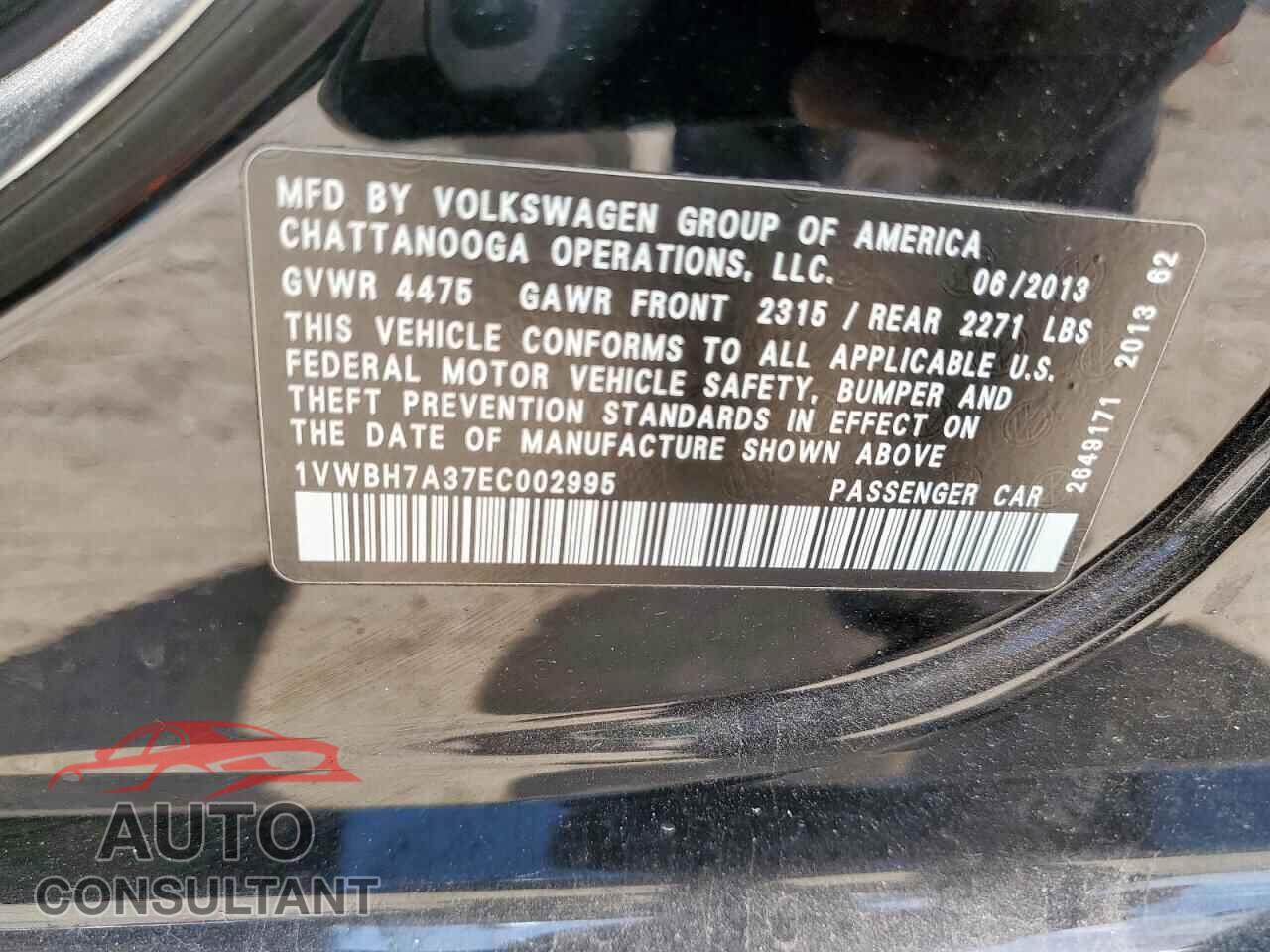 VOLKSWAGEN PASSAT 2014 - 1VWBH7A37EC002995