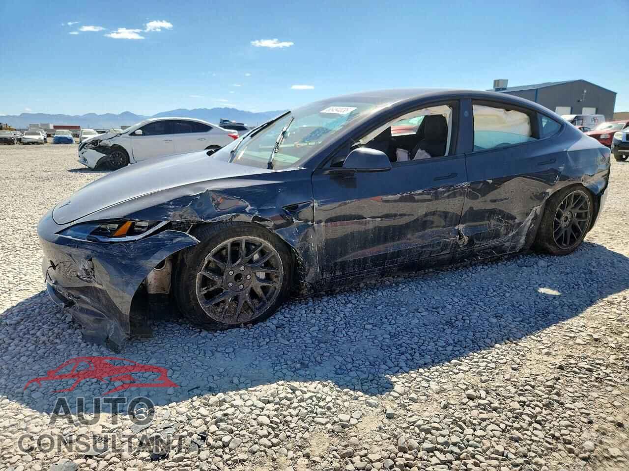 TESLA MODEL 3 2026 - 5YJ3E1EA7TF184431