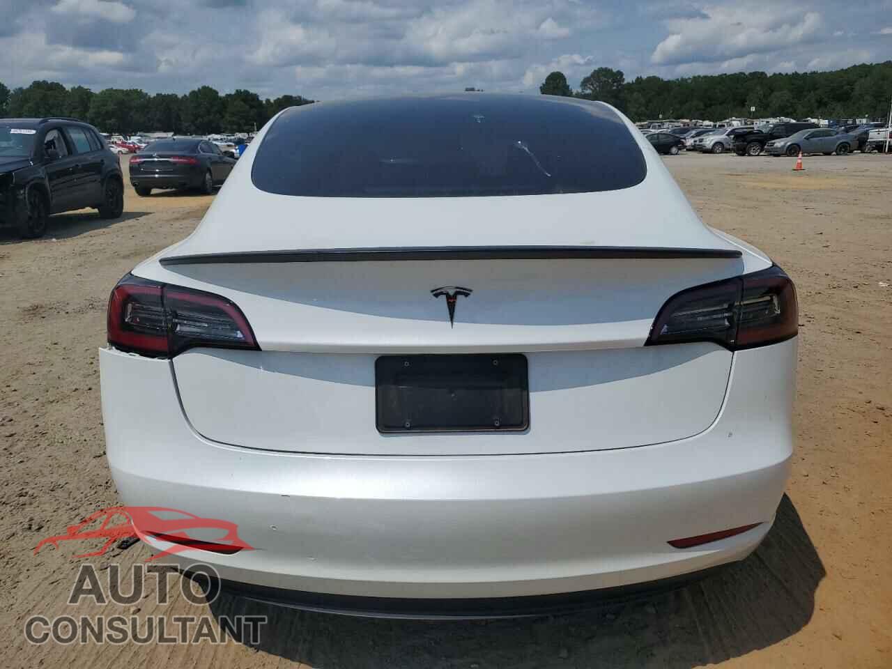 TESLA MODEL 3 2023 - 5YJ3E1EA4PF385273