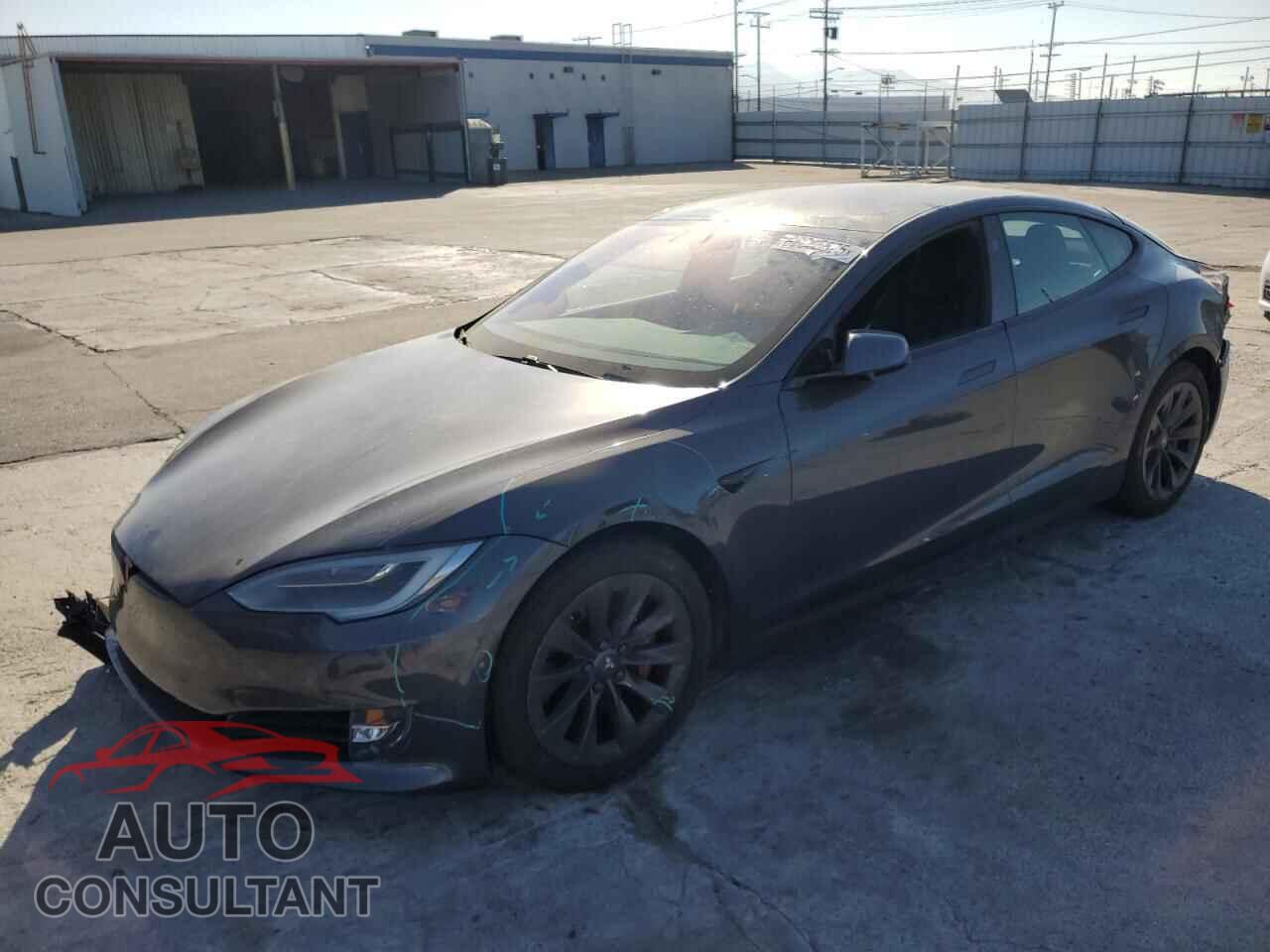 TESLA MODEL S 2019 - 5YJSA1E44KF330204