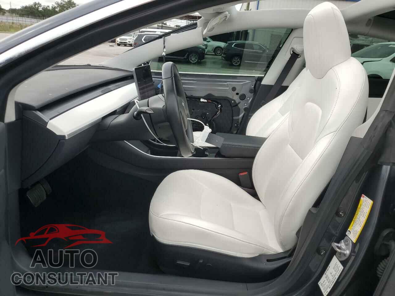 TESLA MODEL 3 2019 - 5YJ3E1EB0KF391346