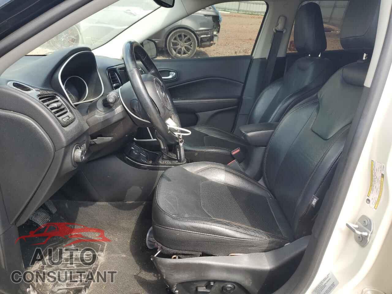JEEP COMPASS 2018 - 3C4NJDCB3JT147523