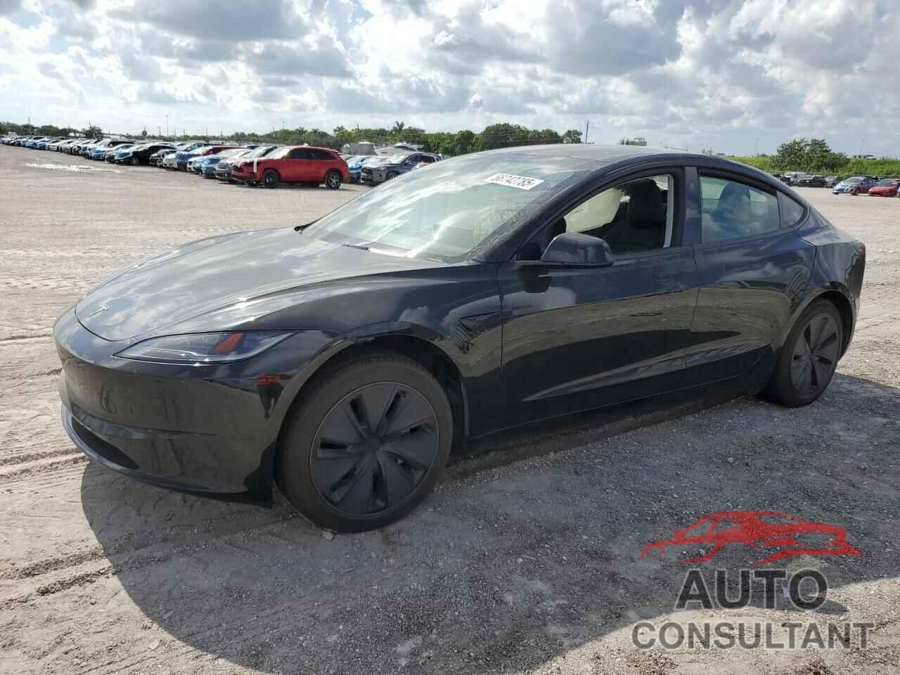 TESLA MODEL 3 2025 - 5YJ3E1EA8SF895330