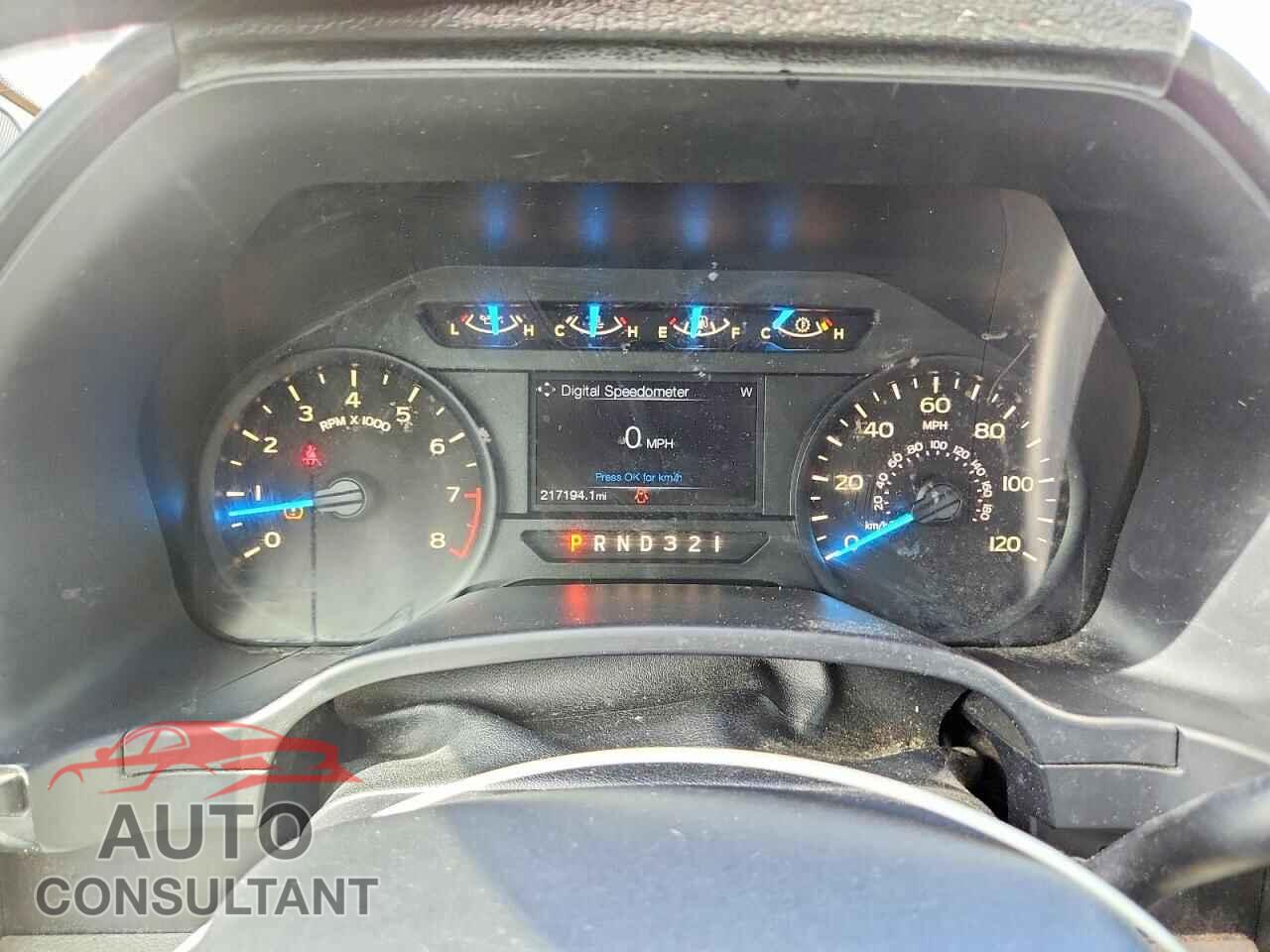FORD F150 2017 - 1FTMF1C88HKD63010
