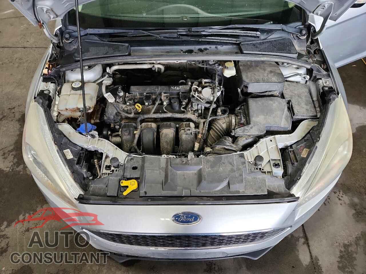 FORD FOCUS 2017 - 1FADP3K27HL217641