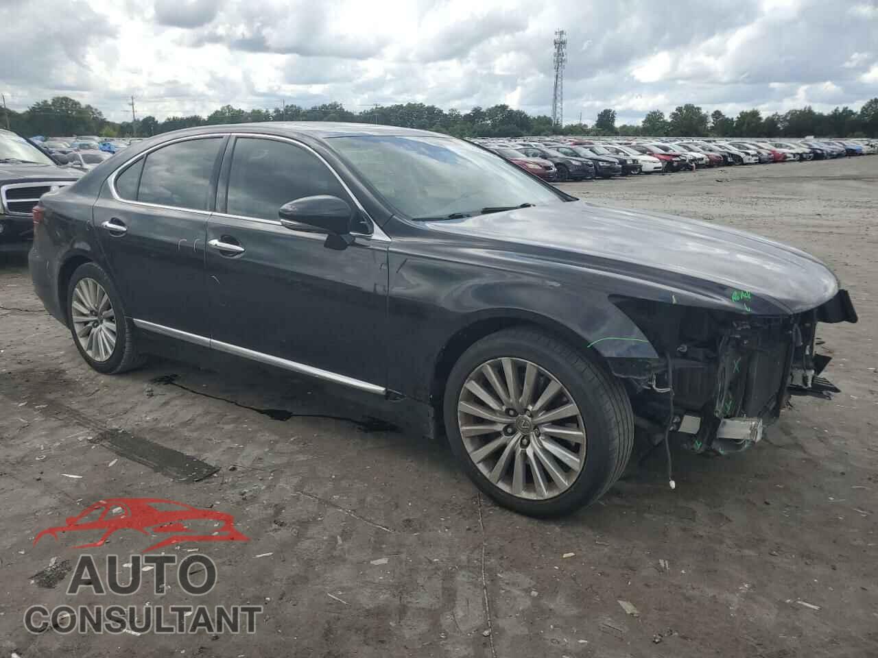 LEXUS LS460 2017 - JTHCL5EF1H5028899