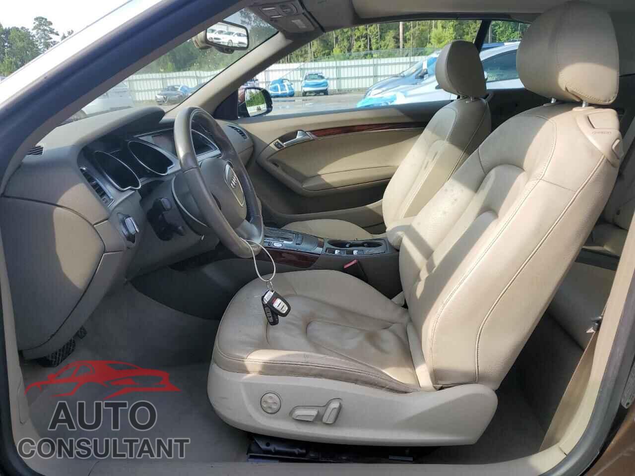 AUDI A5 2012 - WAULFAFH2CN007776