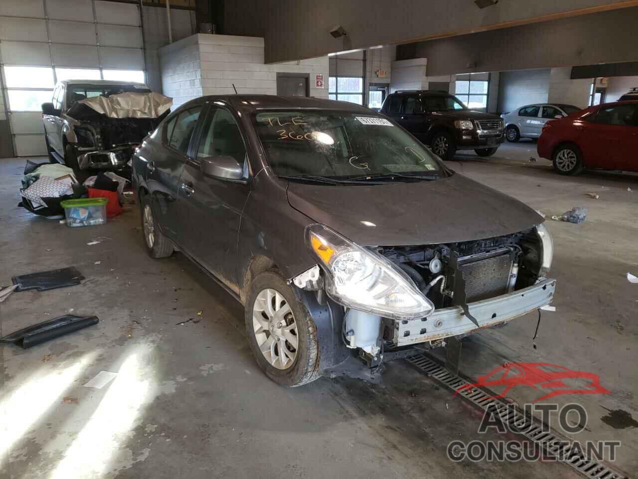 NISSAN VERSA 2018 - 3N1CN7AP7JL863758