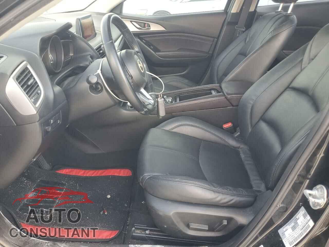 MAZDA 3 2017 - 3MZBN1V7XHM100490