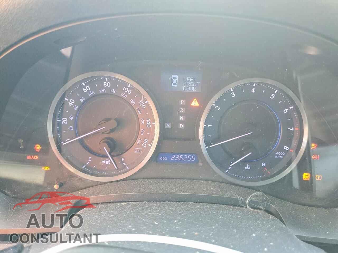 LEXUS IS 2011 - JTHBE5C23B5026438