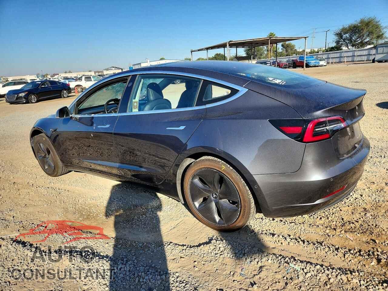 TESLA MODEL 3 2018 - 5YJ3E1EA7JF157808