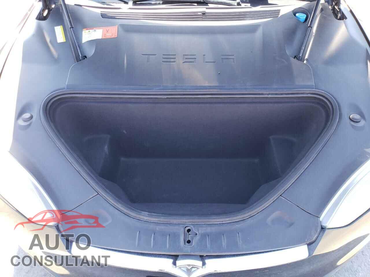 TESLA MODEL S 2016 - 5YJSA1E21GF136932
