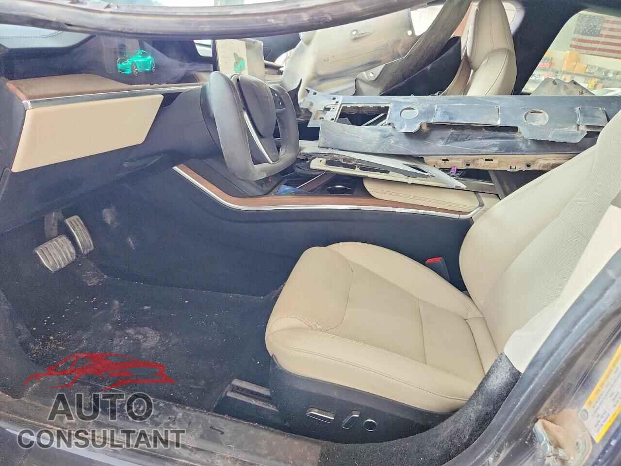 TESLA MODEL S 2021 - 5YJSA1E56MF441395