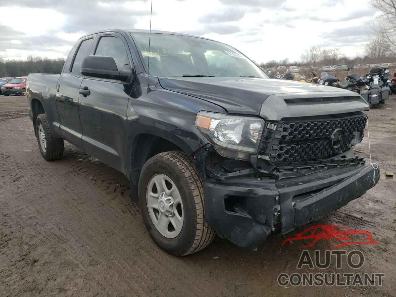 TOYOTA TUNDRA 2019 - 5TFRM5F18KX141367