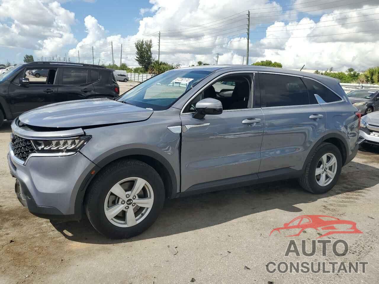 KIA SORENTO 2021 - 5XYRG4LC2MG072883