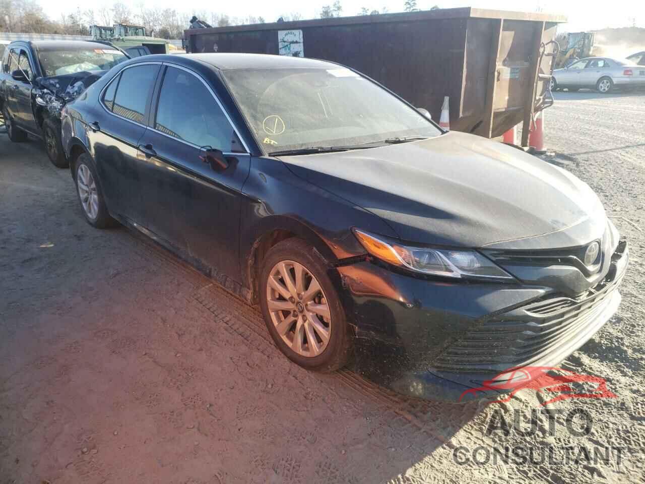 TOYOTA CAMRY 2018 - 4T1B11HK5JU631771