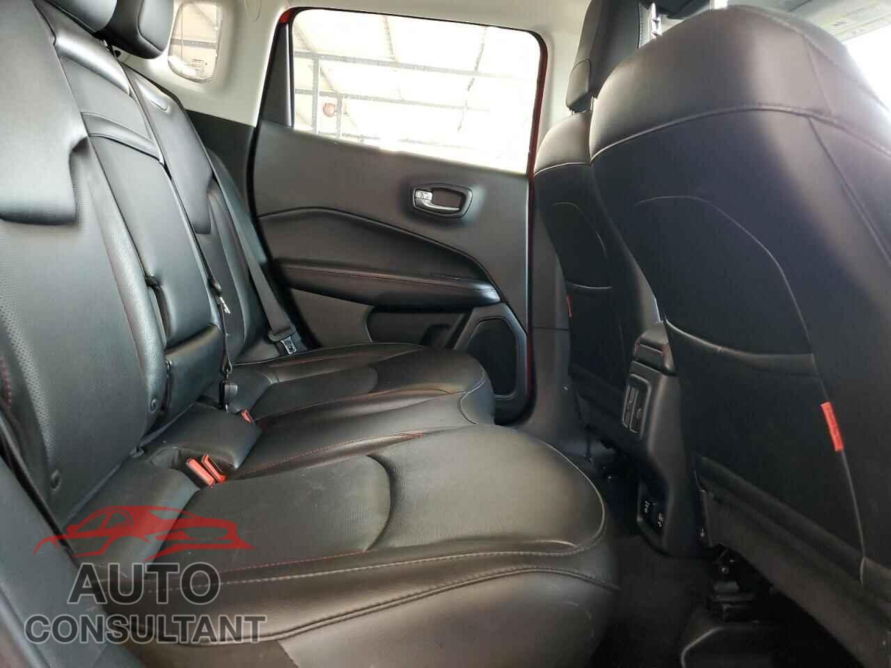 JEEP COMPASS 2019 - 3C4NJDDB0KT594844