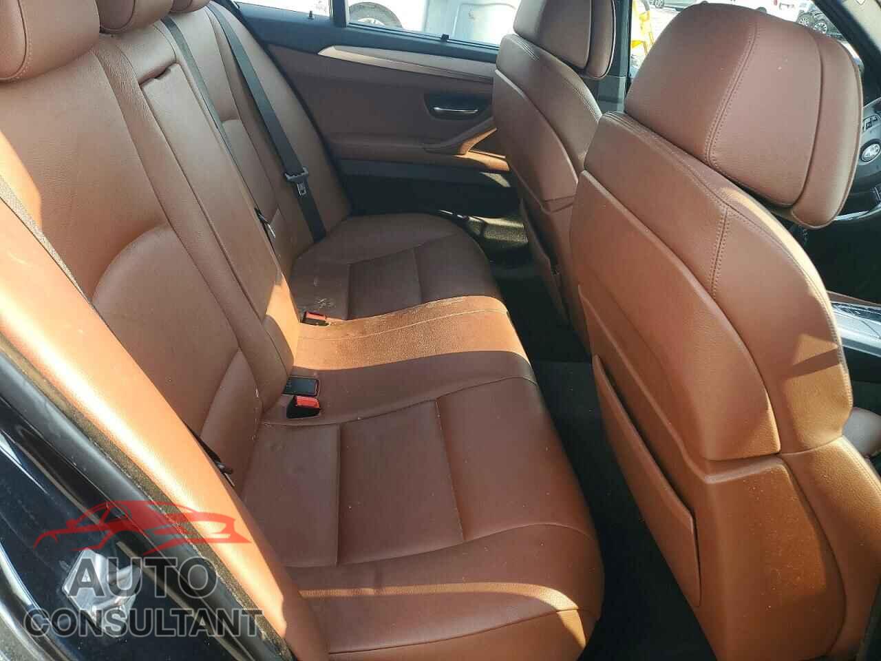 BMW 5 SERIES 2011 - WBAFU7C51BC869655