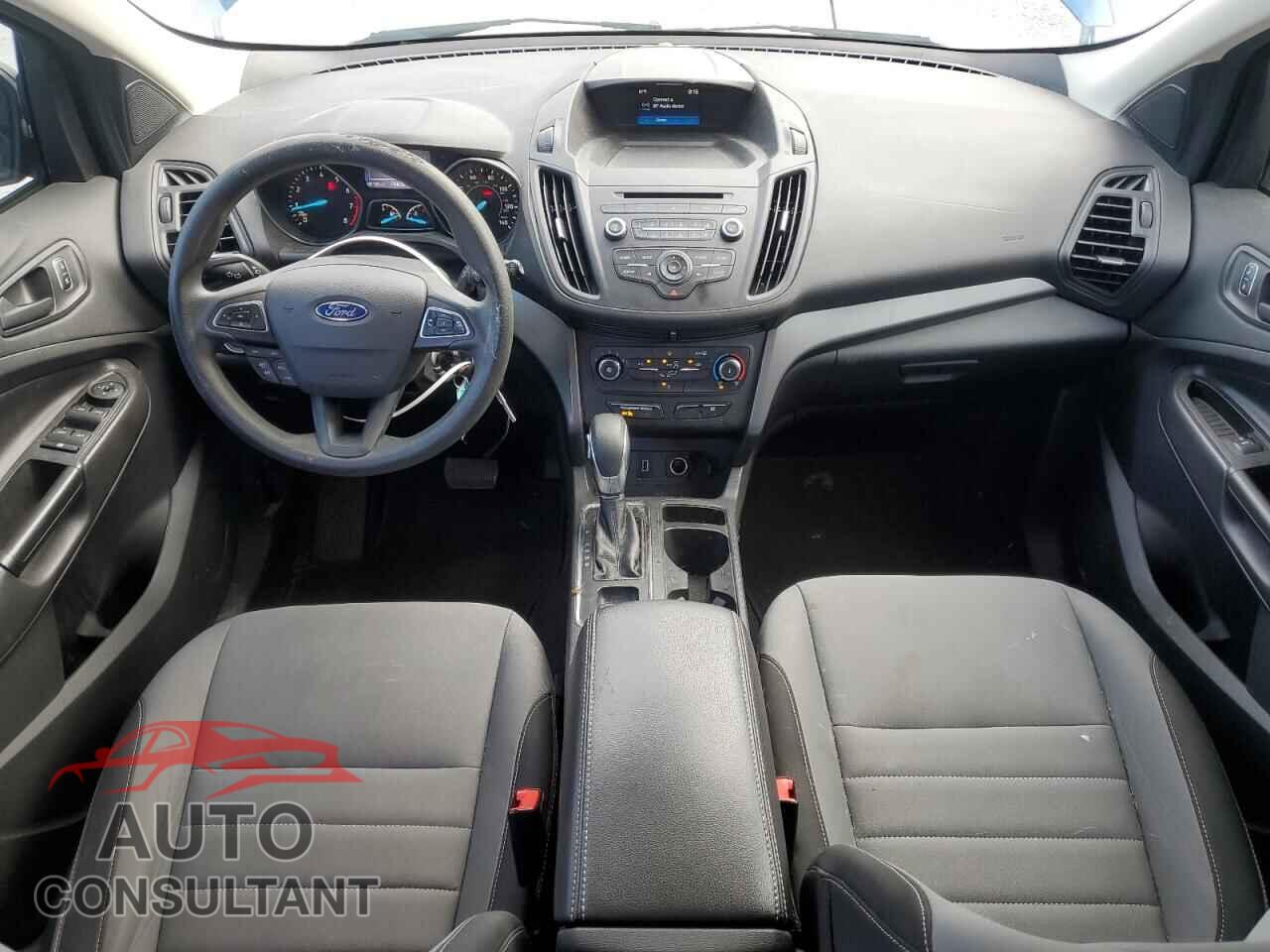 FORD ESCAPE 2017 - 1FMCU0F78HUB35636