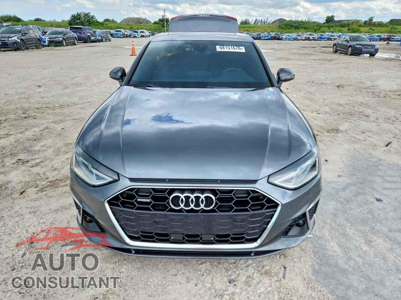 AUDI A4 2021 - WAUDAAF44MA040464