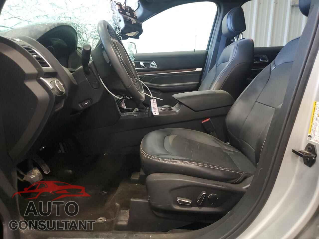 FORD EXPLORER 2017 - 1FM5K8F86HGC92201