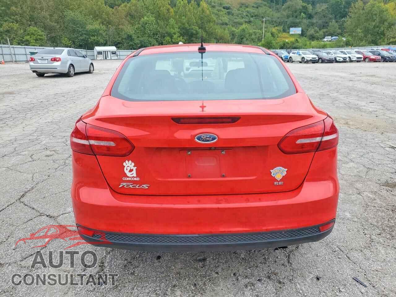 FORD FOCUS 2016 - 1FADP3F26GL286068