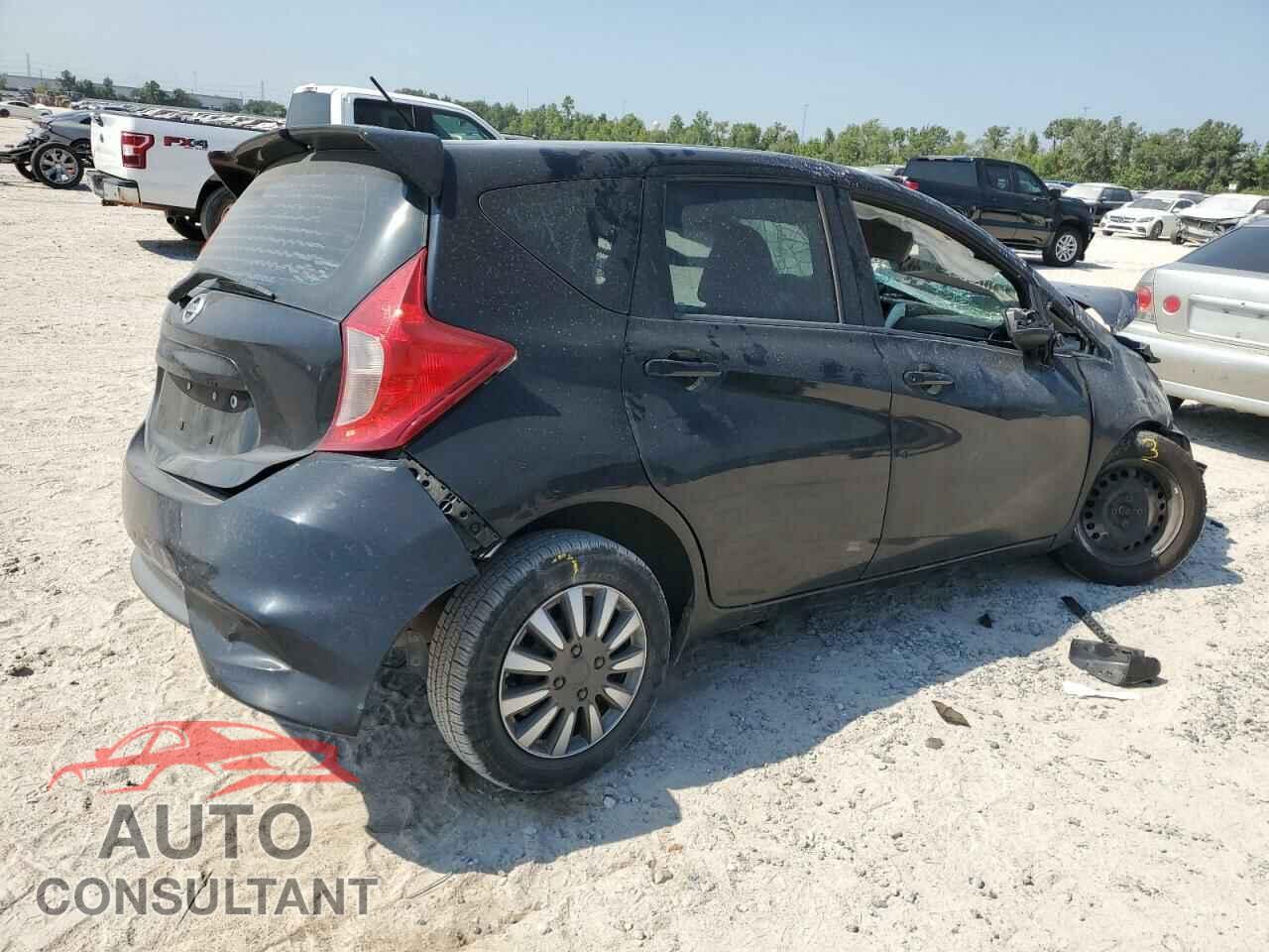NISSAN VERSA 2017 - 3N1CE2CP3HL377703