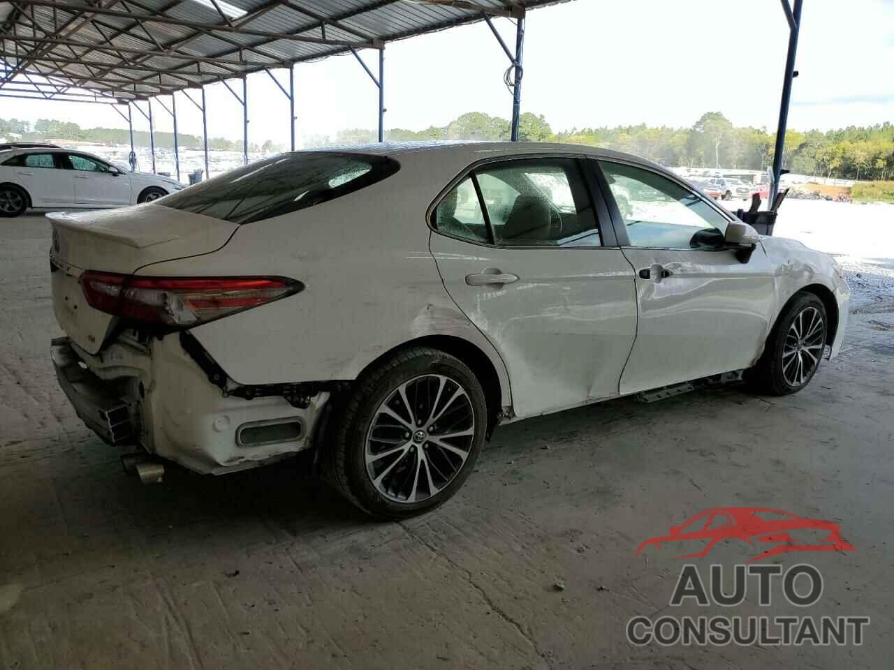 TOYOTA CAMRY 2018 - JTNB11HK0J3047316