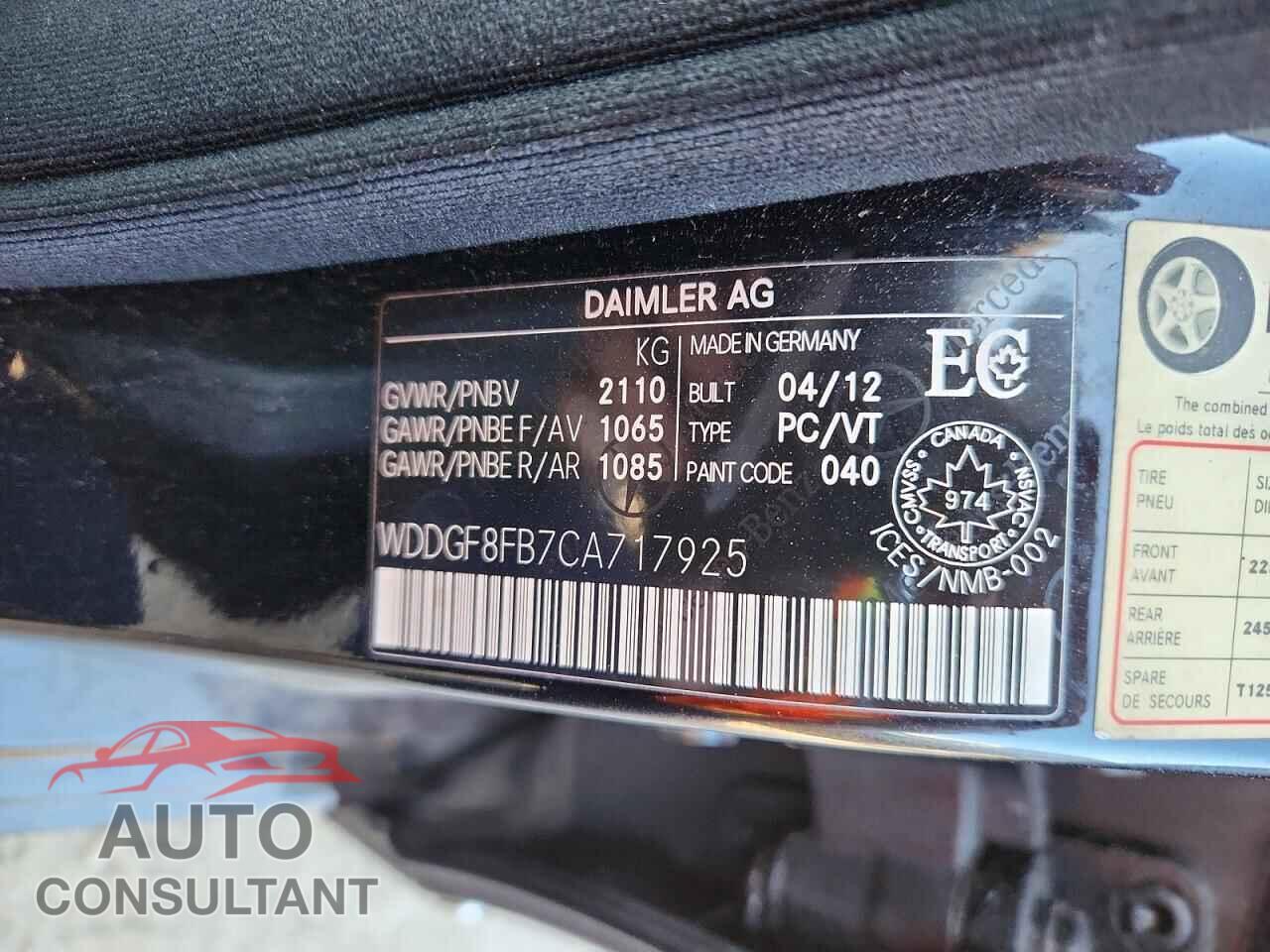 MERCEDES-BENZ C-CLASS 2012 - WDDGF8FB7CA717925