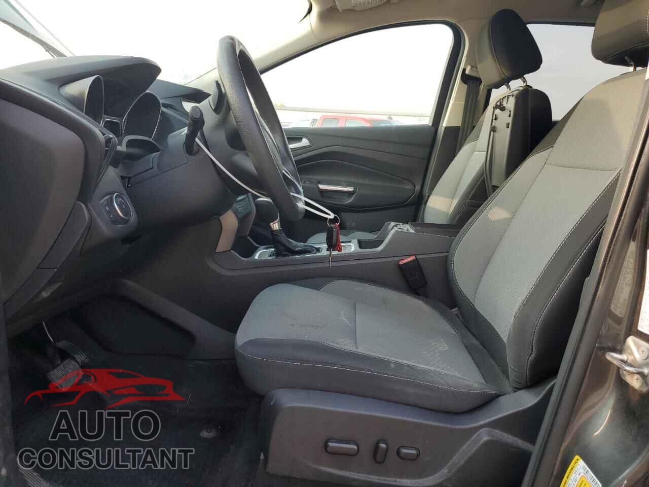 FORD ESCAPE 2017 - 1FMCU9GD1HUC94071