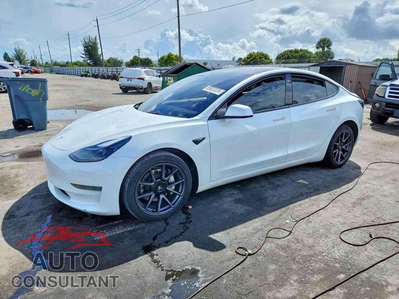 TESLA MODEL 3 2023 - 5YJ3E1EA6PF562017