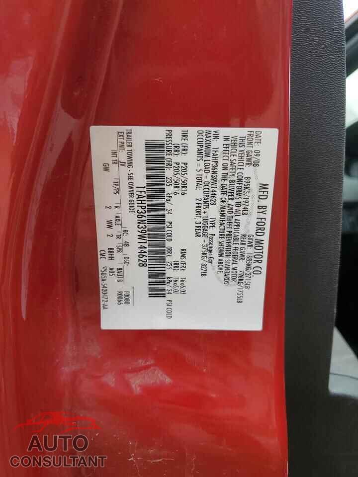 FORD FOCUS 2009 - 1FAHP36N39W144628