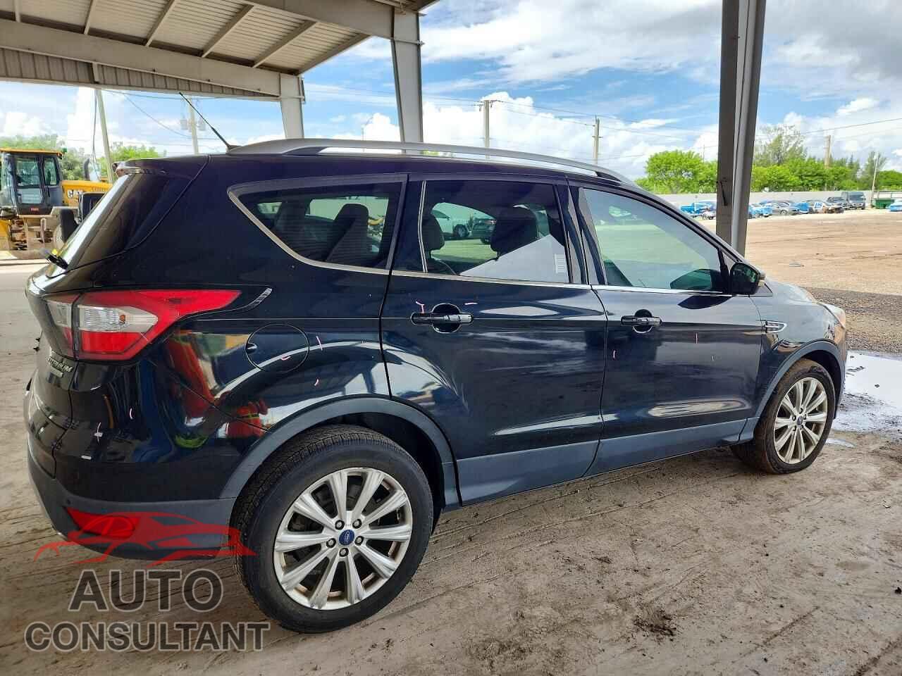 FORD ESCAPE 2017 - 1FMCU0JD1HUC73287