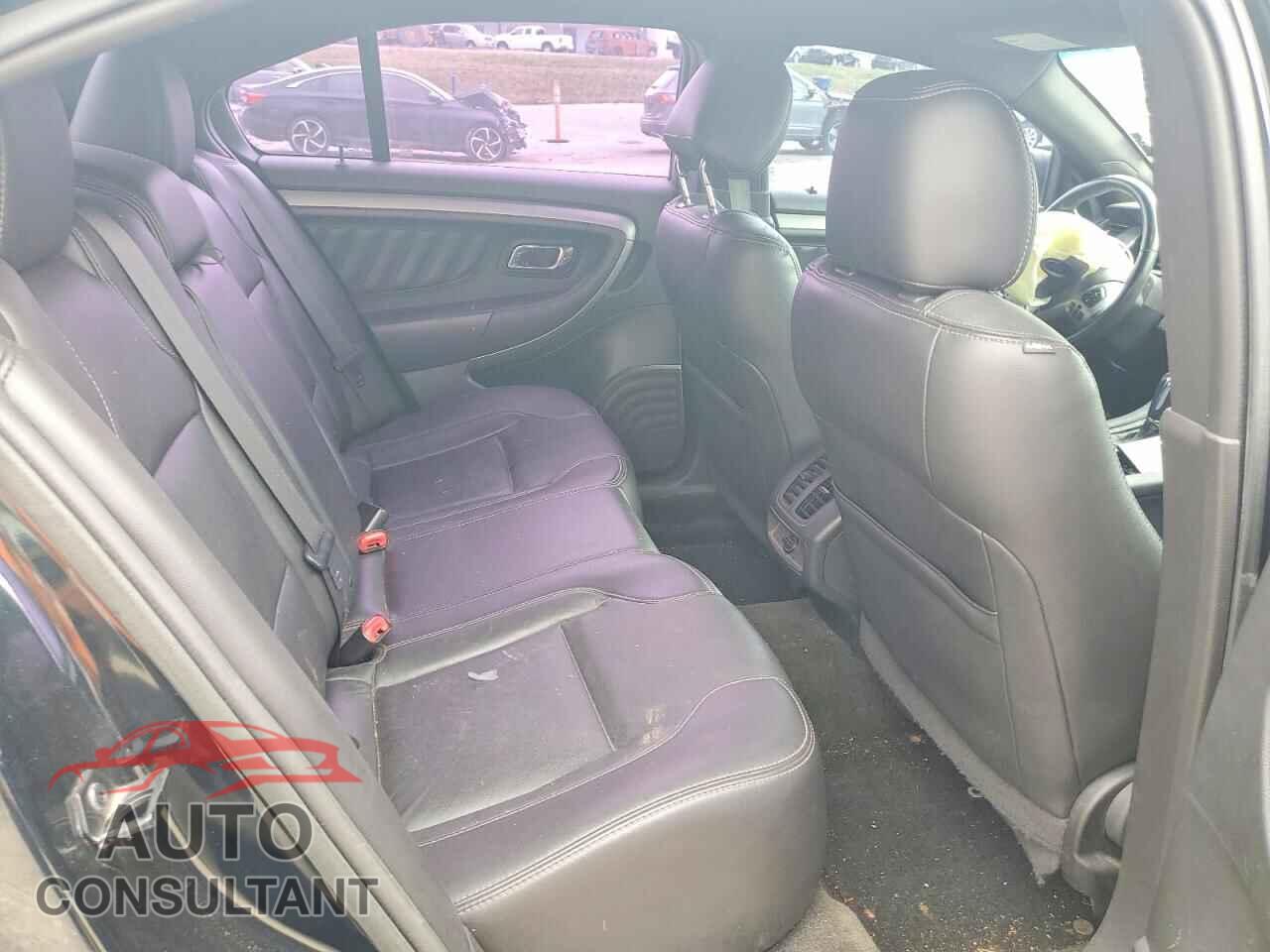 FORD TAURUS 2015 - 1FAHP2E82FG112670