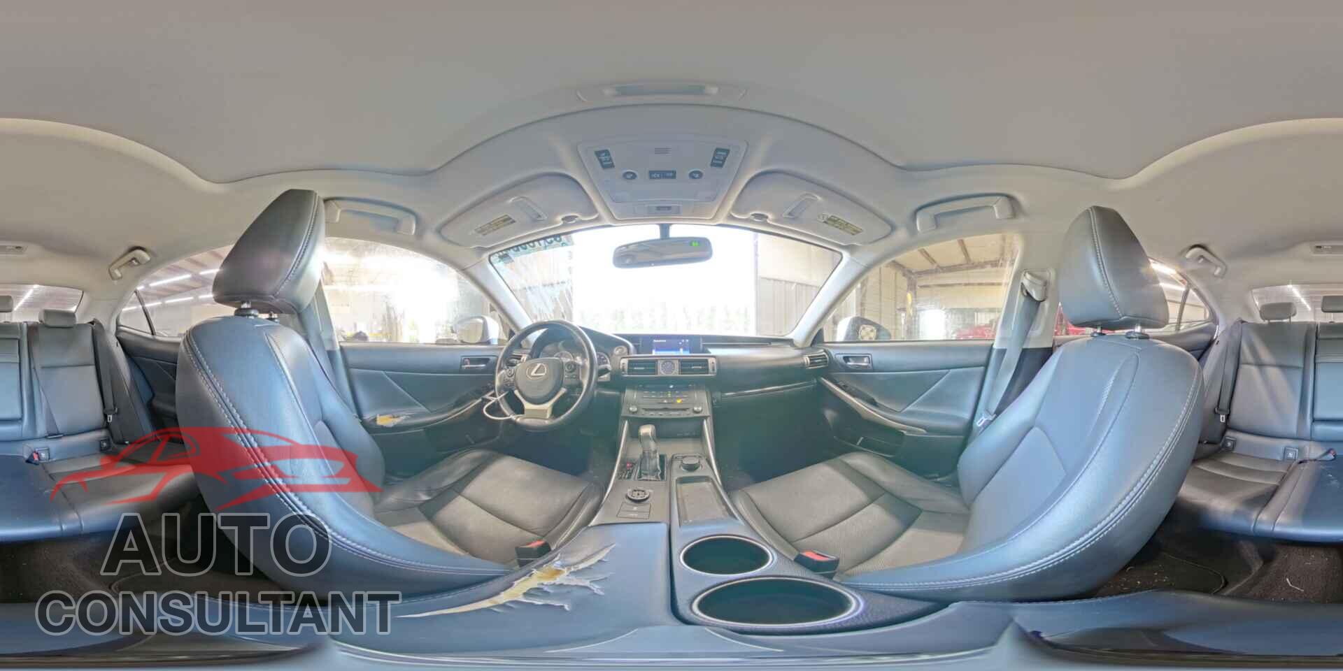 LEXUS IS 2015 - JTHBF1D25F5058432