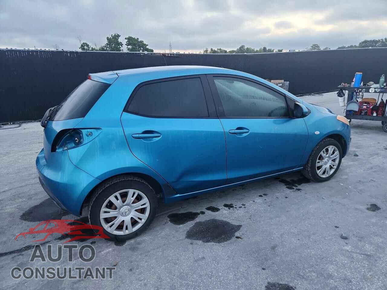 MAZDA 2 2011 - JM1DE1HZ7B0120537