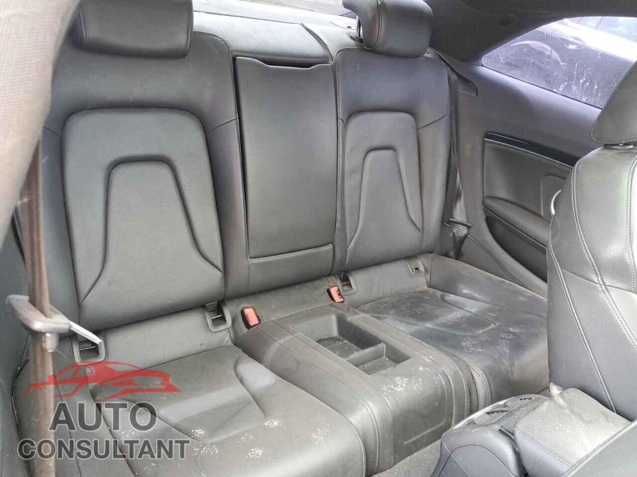 AUDI A5 2011 - WAURFAFR8BA034652