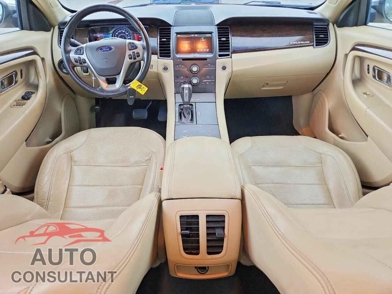 FORD TAURUS 2015 - 1FAHP2F82FG171121