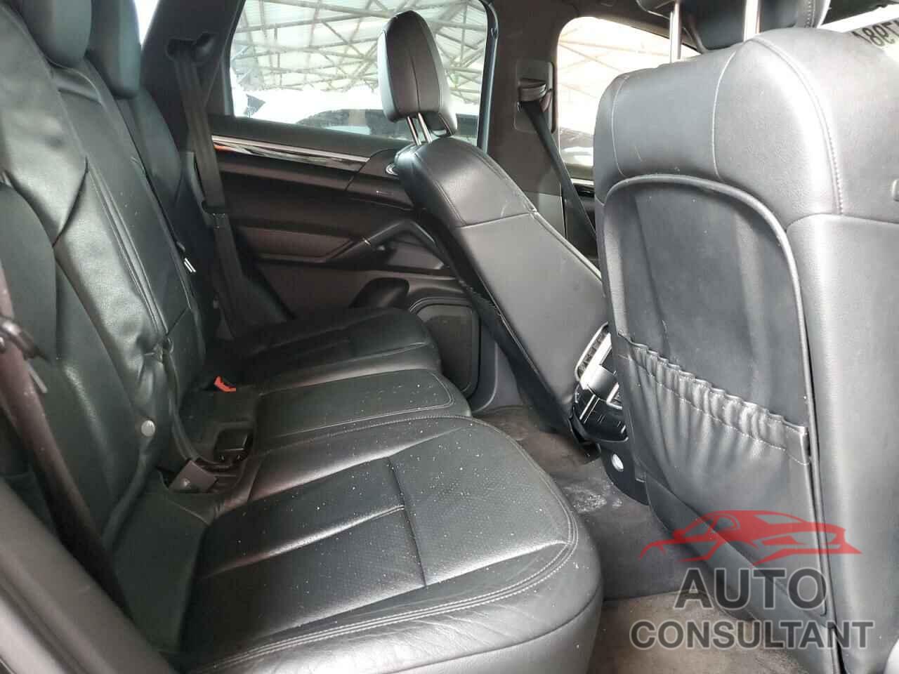 PORSCHE CAYENNE 2012 - WP1AA2A25CLA00106